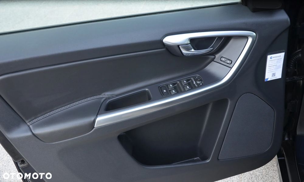 Volvo XC 60 - 16
