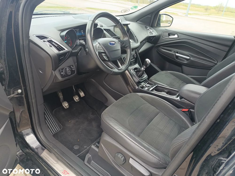 Ford Kuga - 8