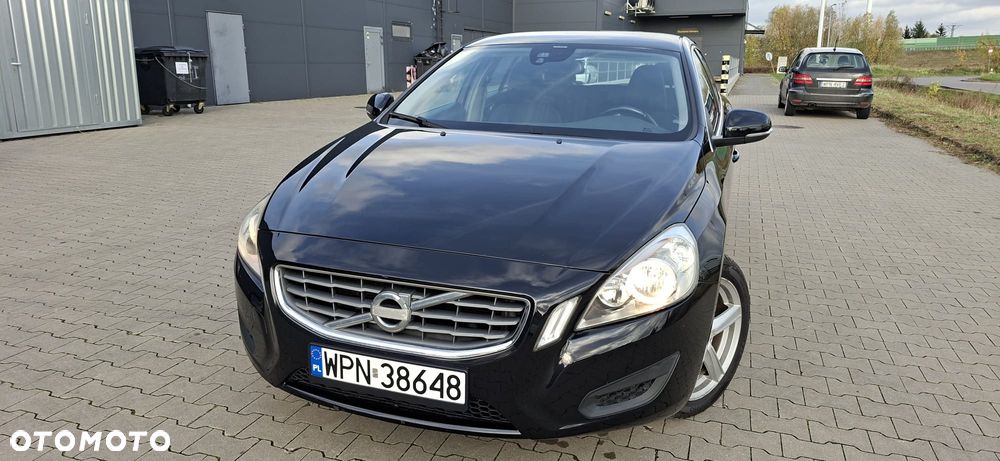 Volvo V60 T3 Kinetic - 22