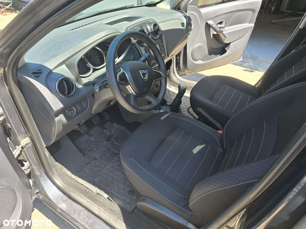 Dacia Sandero - 12