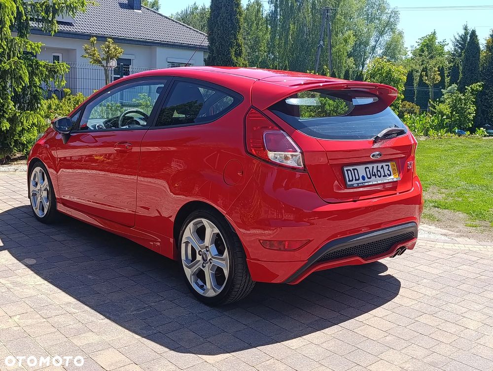 Ford Fiesta ST - 8