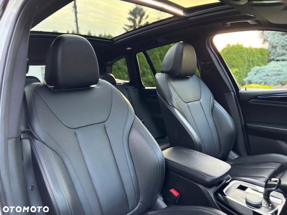 BMW X3 xDrive20d - 11
