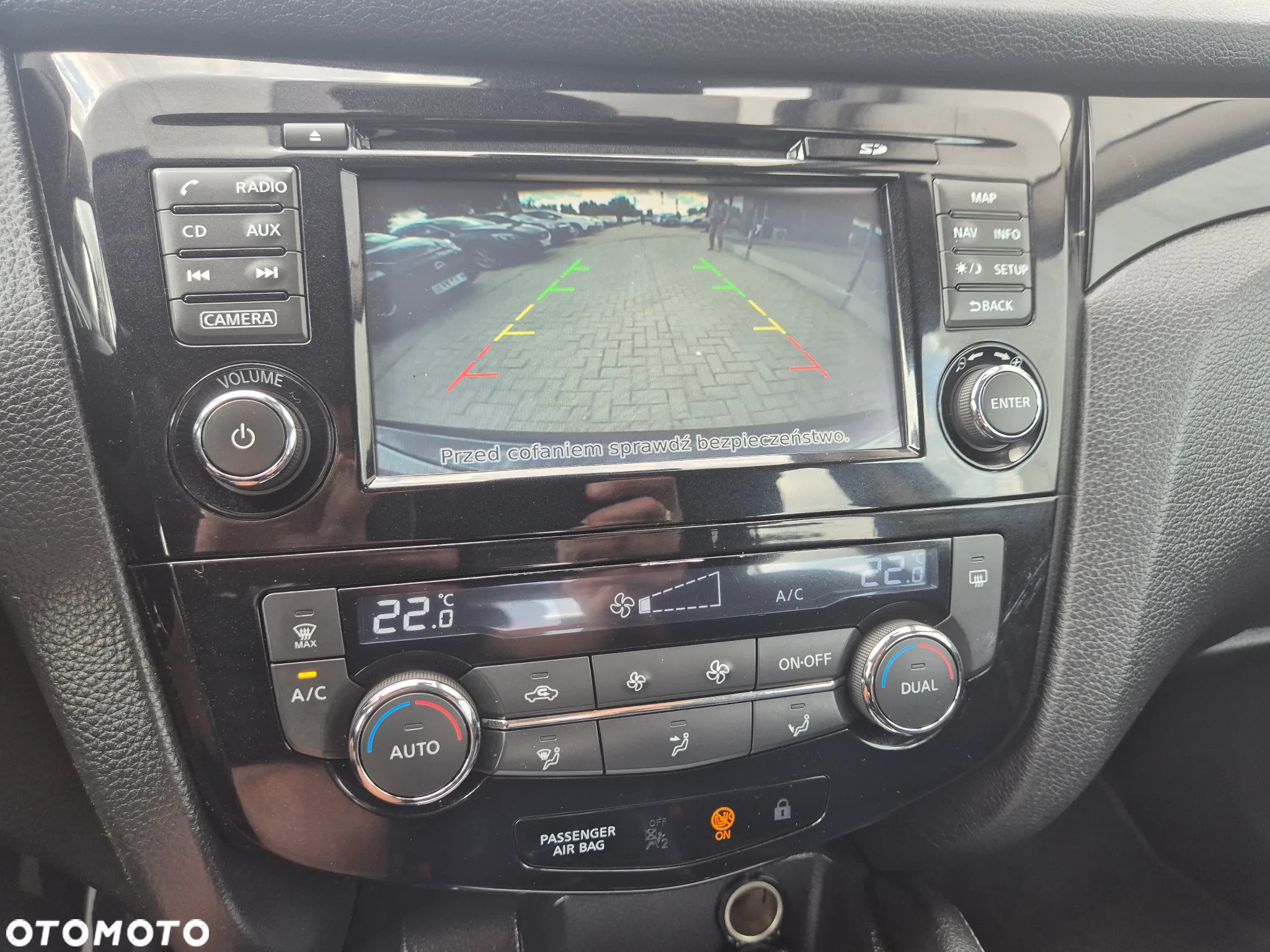 Nissan Qashqai 1.2 DIG-T N-Vision - 37