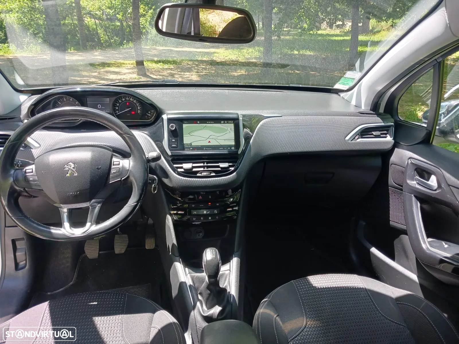 Peugeot 208 1.2 PureTech Active - 11