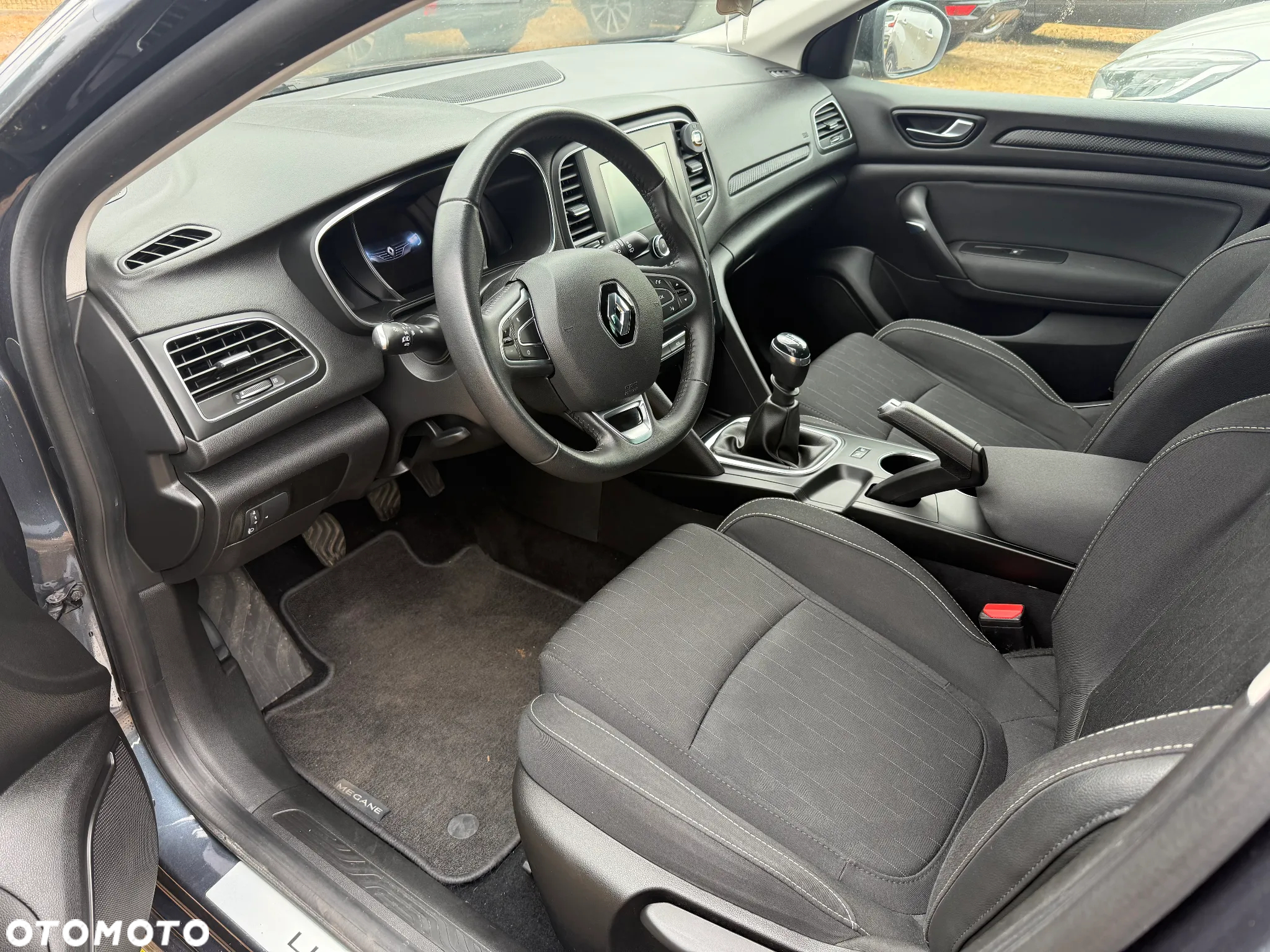Renault Megane 1.3 TCe FAP Intens - 9
