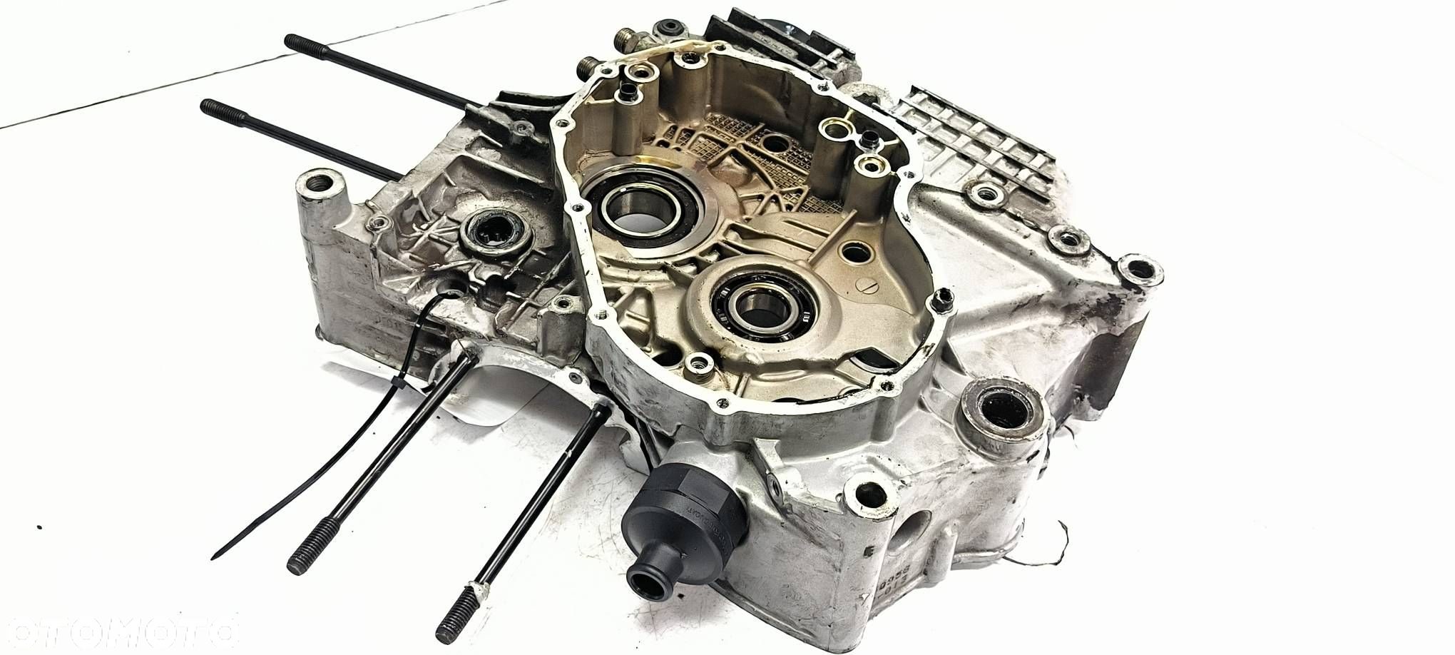 BLOK SILNIKA DUCATI ST3 22730551A - 4