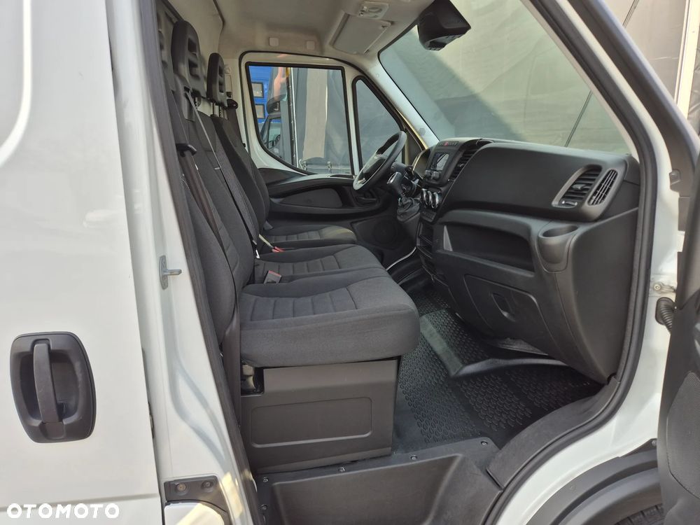 Iveco 35S16A8V (32670) - 19
