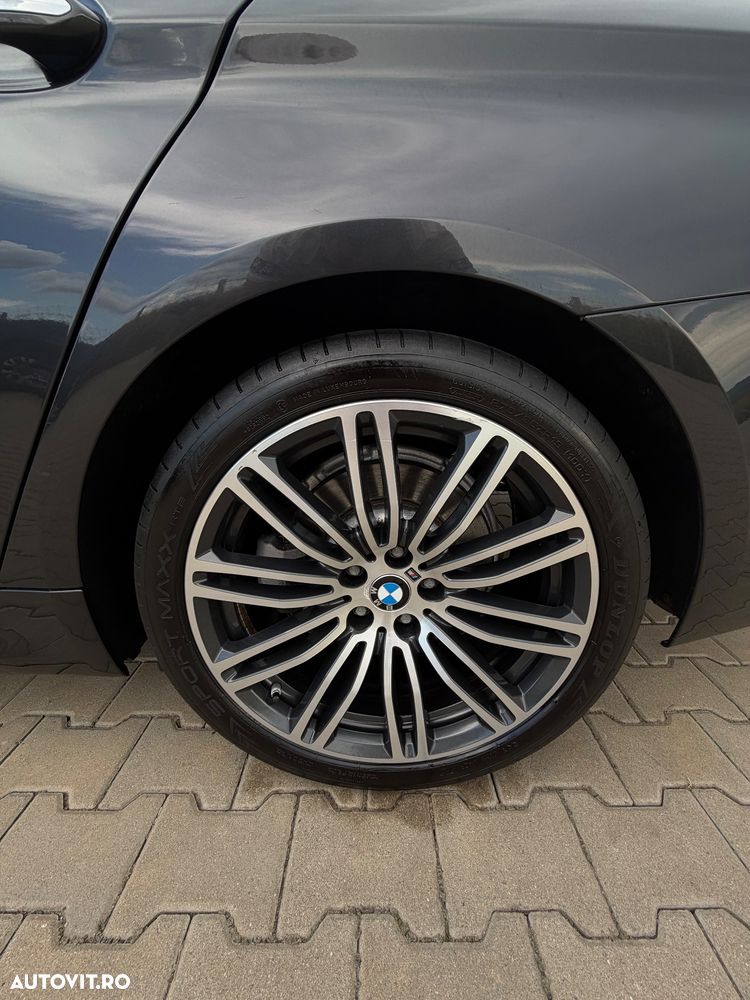 BMW Seria 5 520d Aut. M Sport Edition - 25