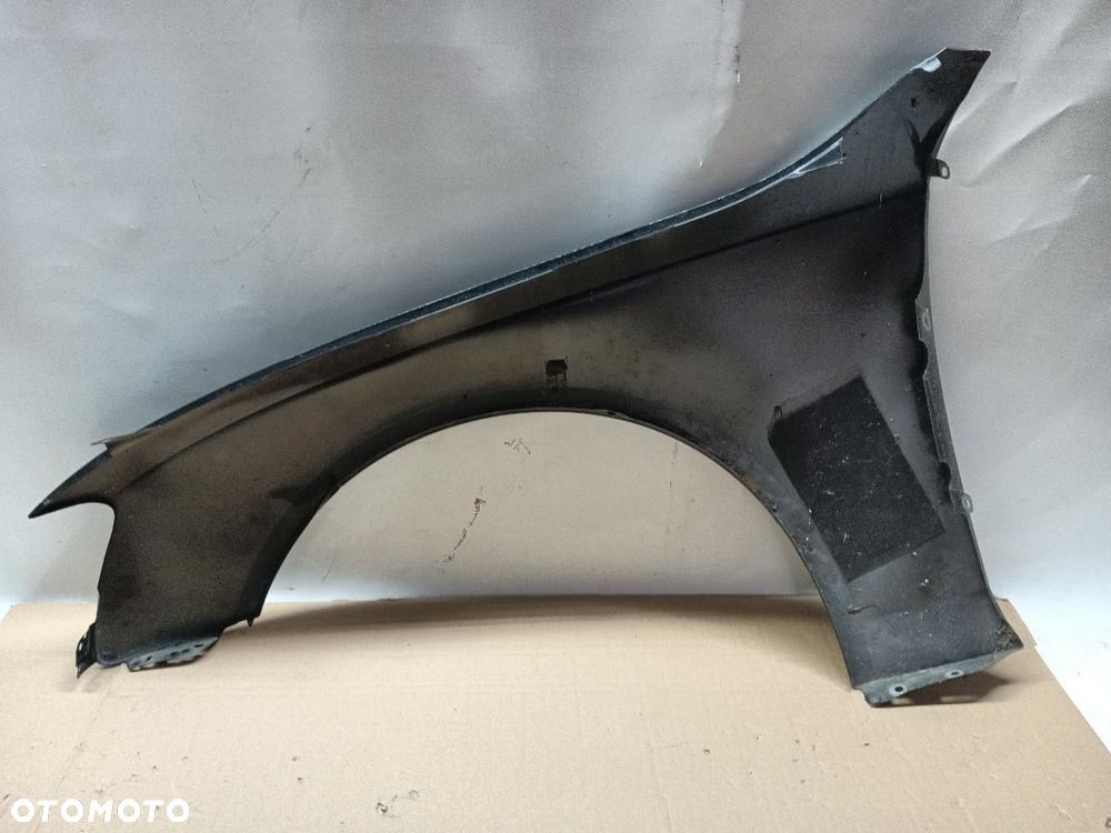 BŁOTNIK PRZÓD PRZEDNI PRAWY AUDI A4 B8 8K0821106 - 9