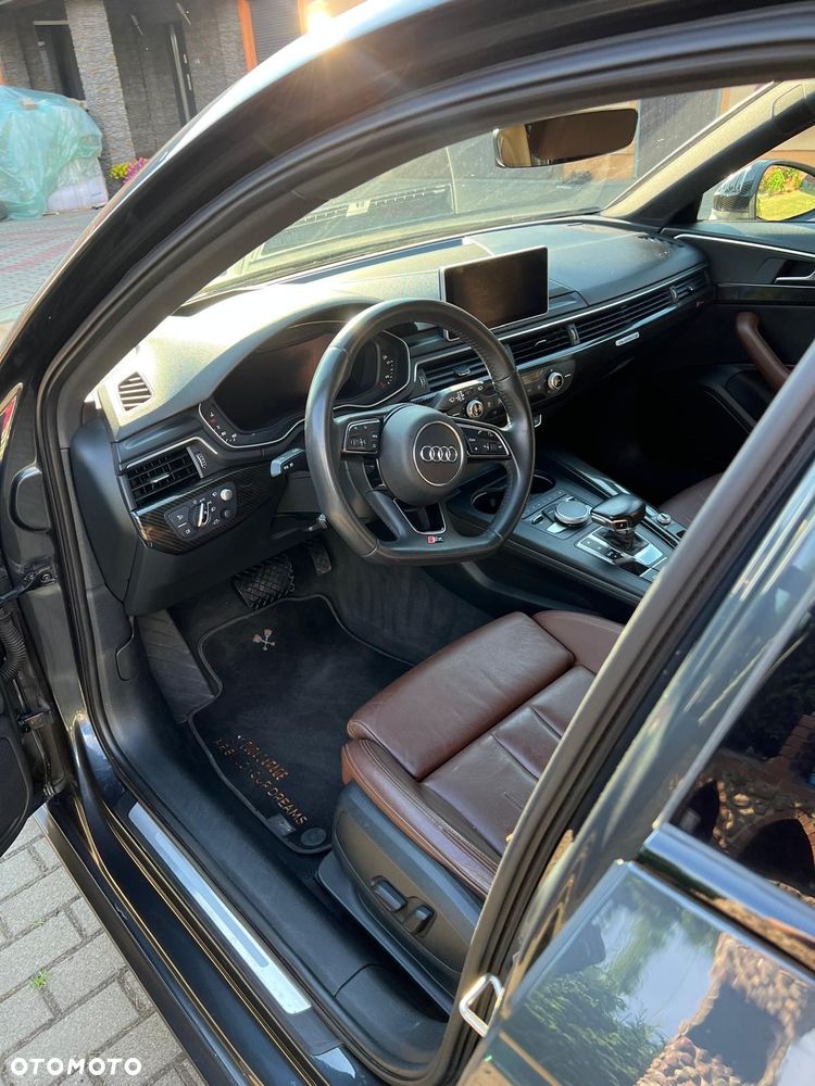 Audi A4 Avant 2.0 TDI Quattro S tronic - 16