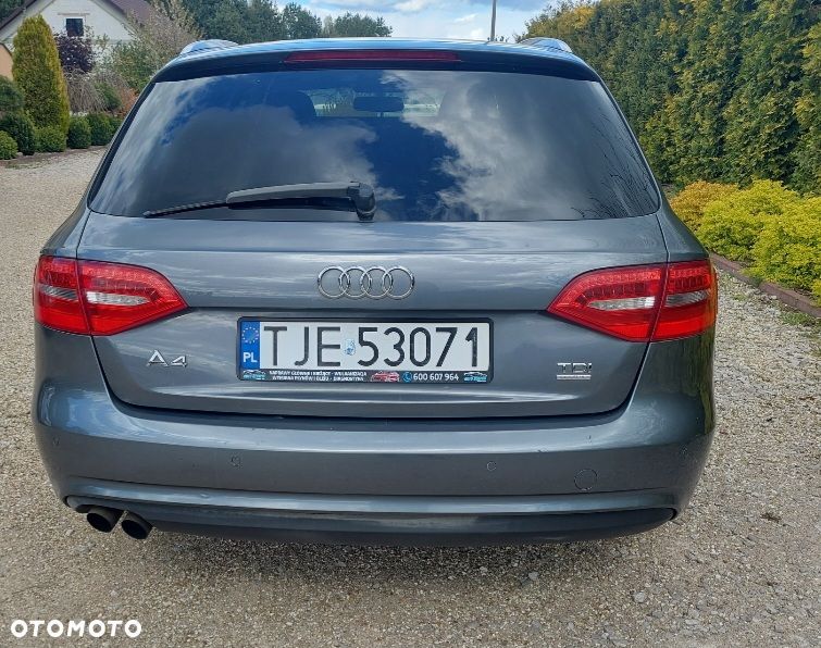 Audi A4 Avant 2.0 TDI Quattro - 11