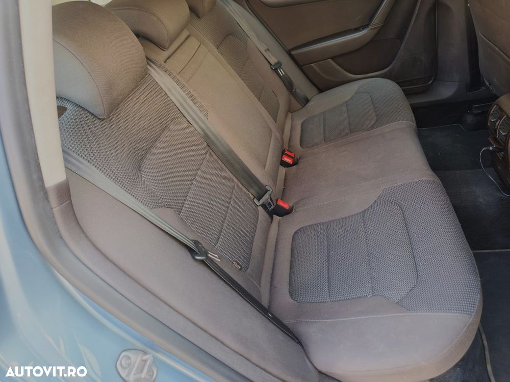 Volkswagen Passat 1.6 TDI BlueMotion Technology Comfortline - 18