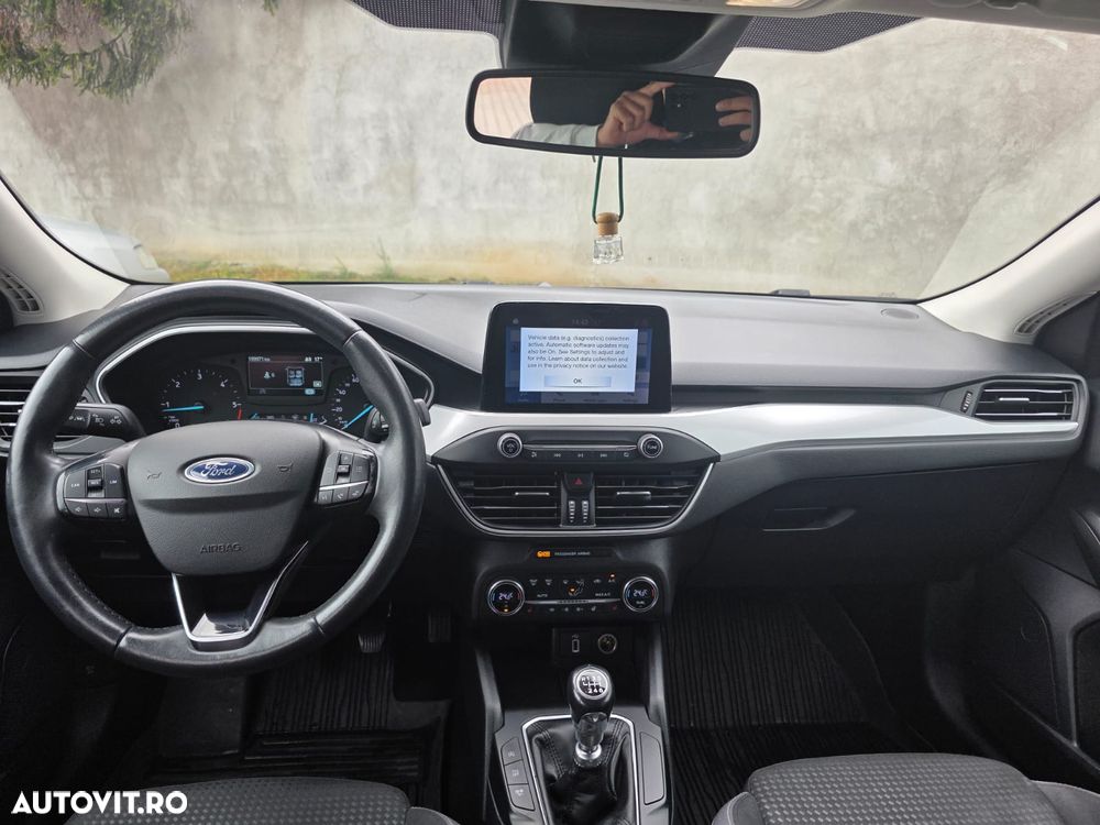 Ford Focus - 8