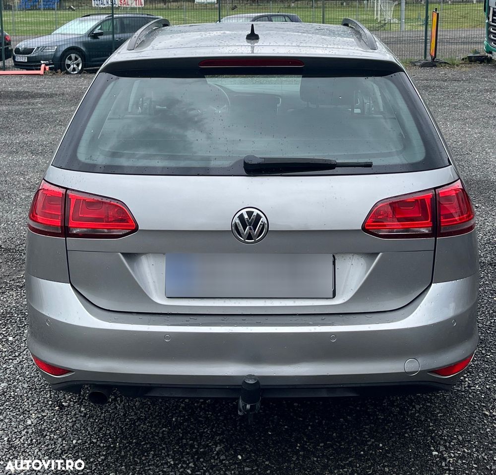 Volkswagen Golf 1.6 TDI DPF Trendline - 4