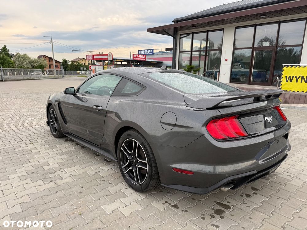 Ford Mustang 2.3 Eco Boost - 11
