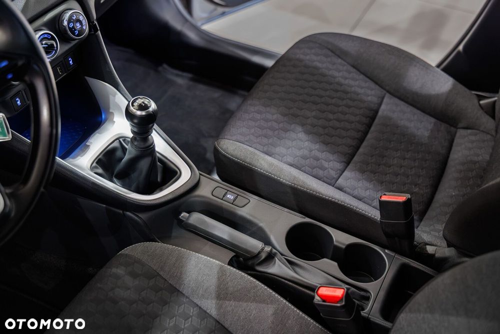 Toyota Yaris - 38