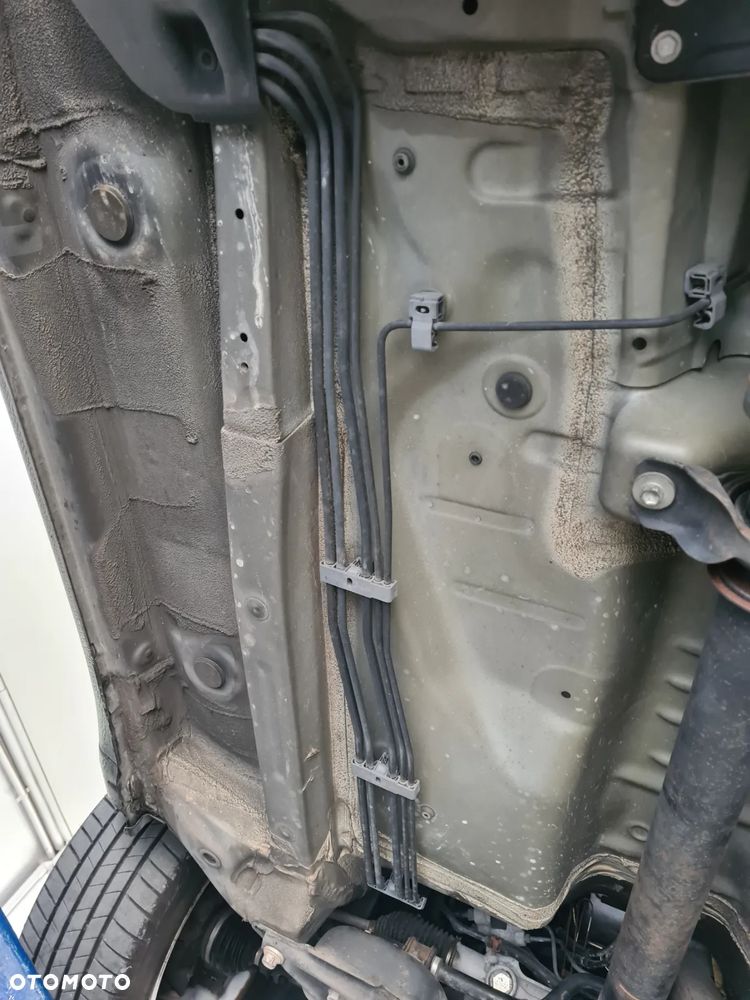 Toyota RAV4 2.0 D-4D 4x4 - 21