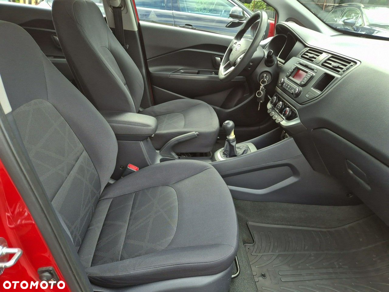 Kia Rio - 29