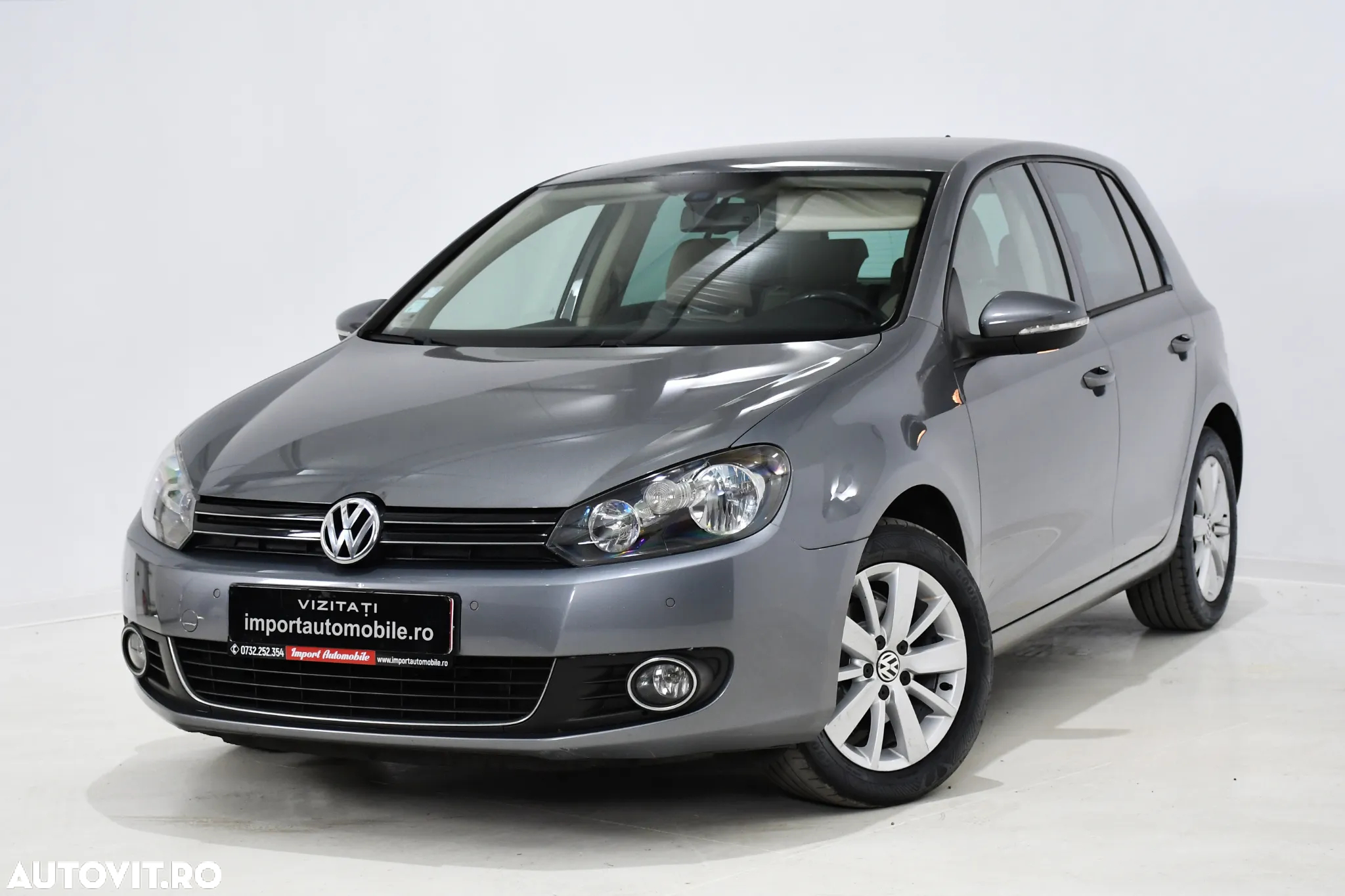 Volkswagen Golf - 10