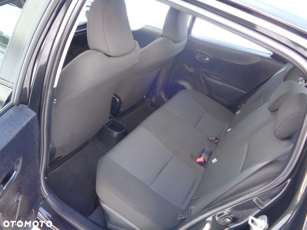 Toyota Yaris Hybrid 100 Life - 15