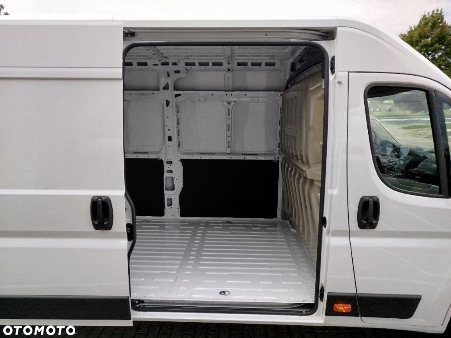 Opel MOVANO - 12