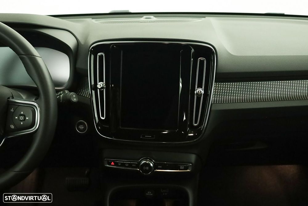 Volvo XC 40 1.5 T2 Plus Dark Auto - 9