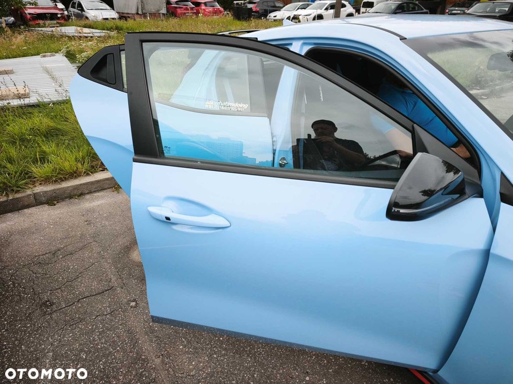 Hyundai Veloster - 2