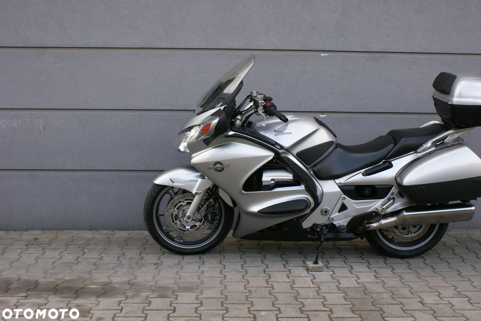 Honda ST - 7