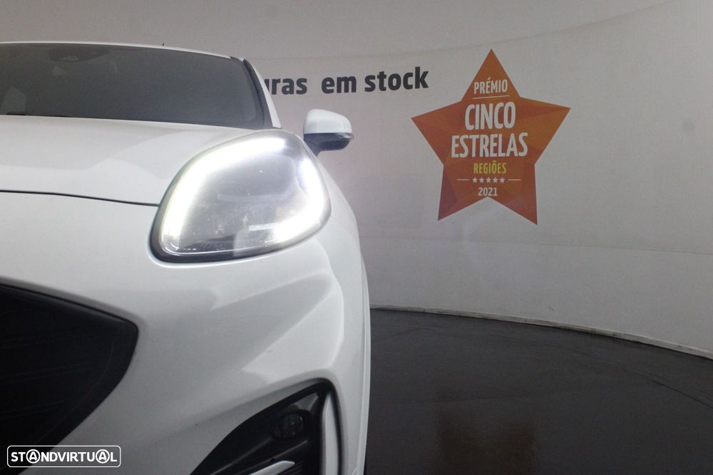 Ford Puma 1.0 EcoBoost MHEV ST-Line X Vivid Ruby Edition — fotografia 31
