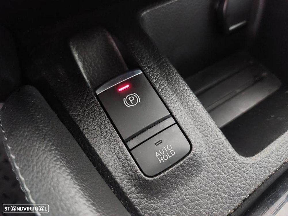 Nissan Qashqai 1.5 dCi N-Connecta Business - 20