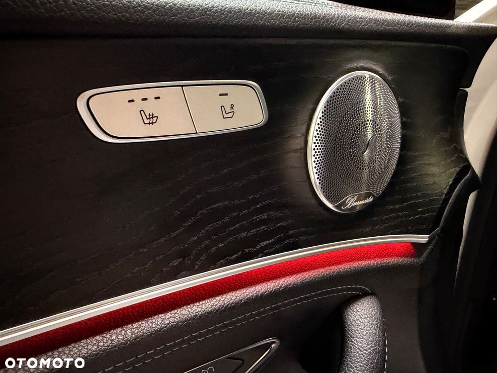 Mercedes-Benz Klasa E 220 d 4-Matic 9G-TRONIC - 16