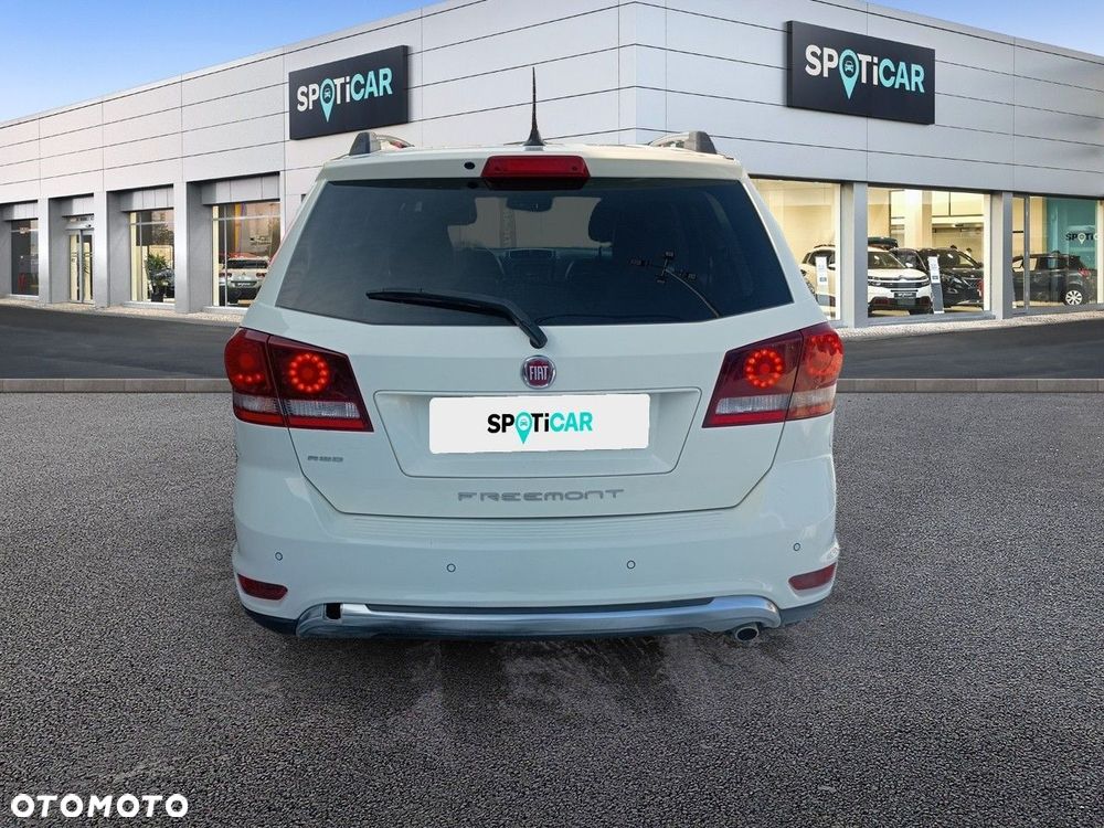 Fiat Freemont 2.0 Multijet Lounge AWD - 5