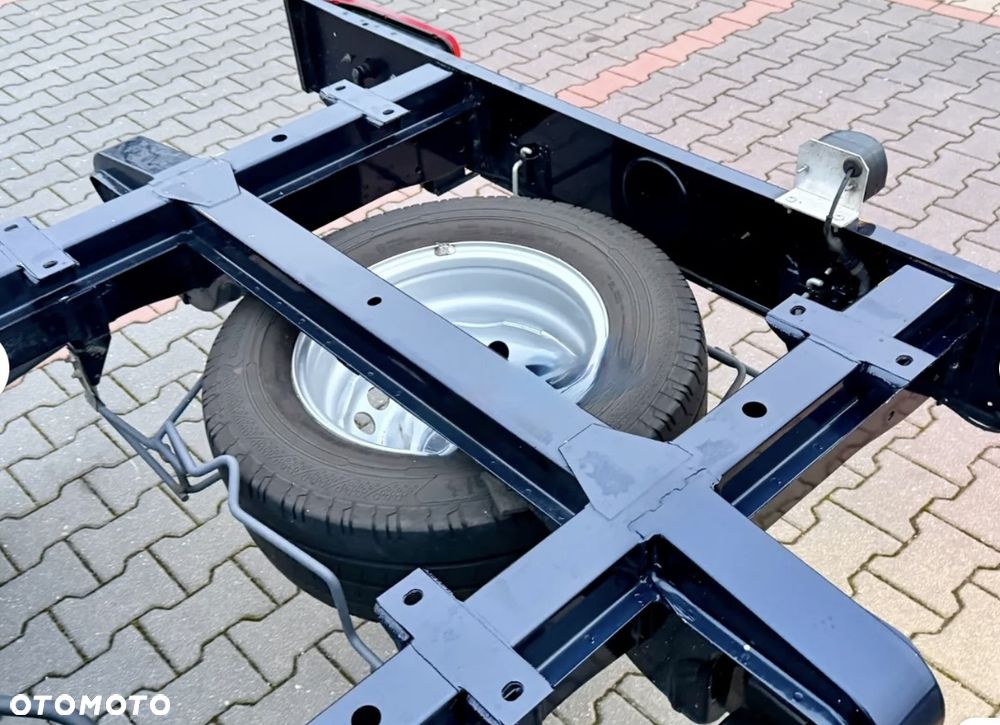 Mercedes-Benz Sprinter 319 3.0 V6 Automat podwozie - 20