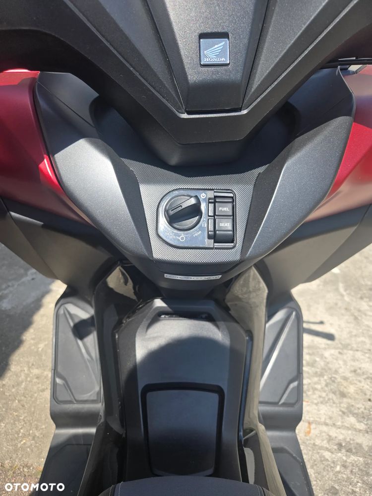 Honda NSS - 5