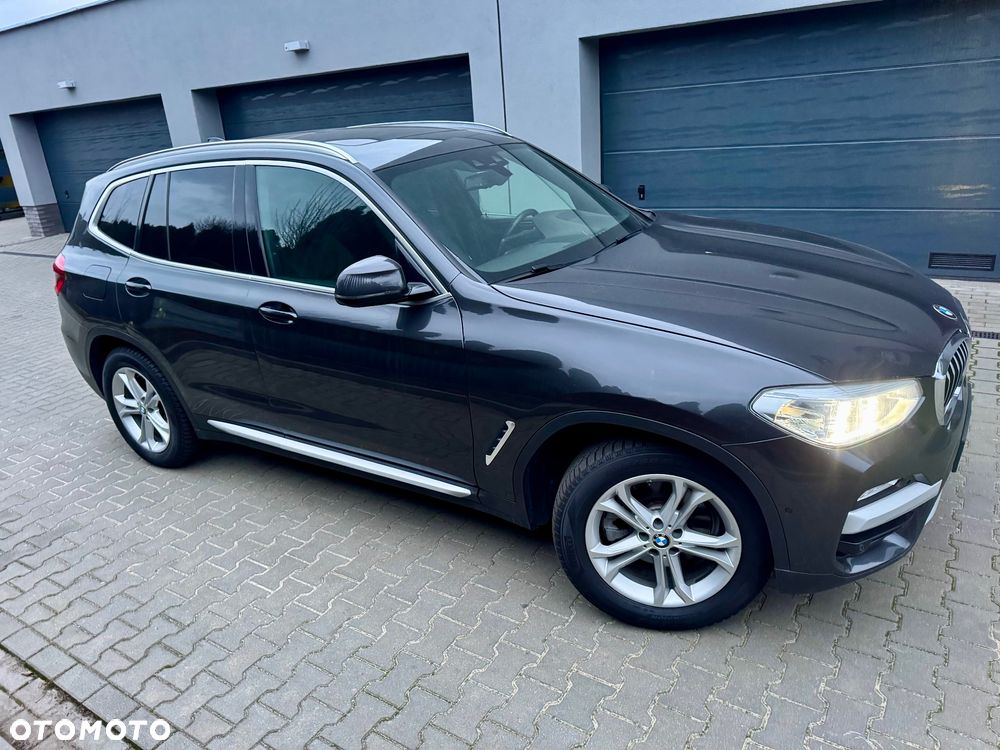 BMW X3 xDrive30i GPF Luxury Line sport - 27