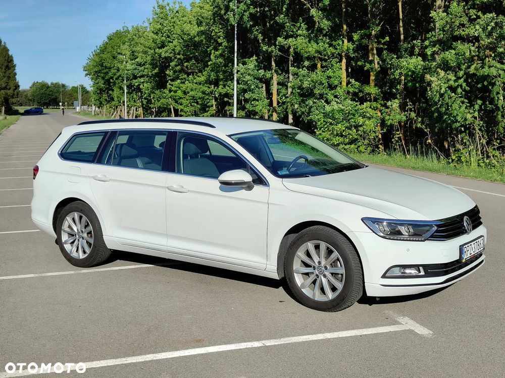 Volkswagen Passat 2.0 TDI BMT Comfortline - 1