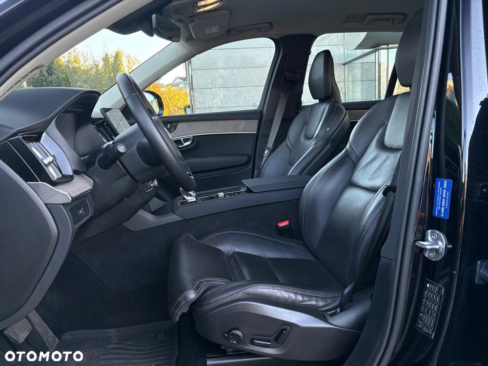 Volvo XC 90 - 11
