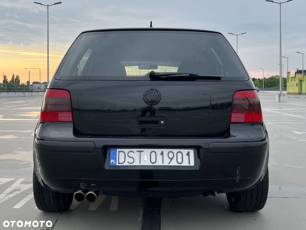Volkswagen Golf - 9