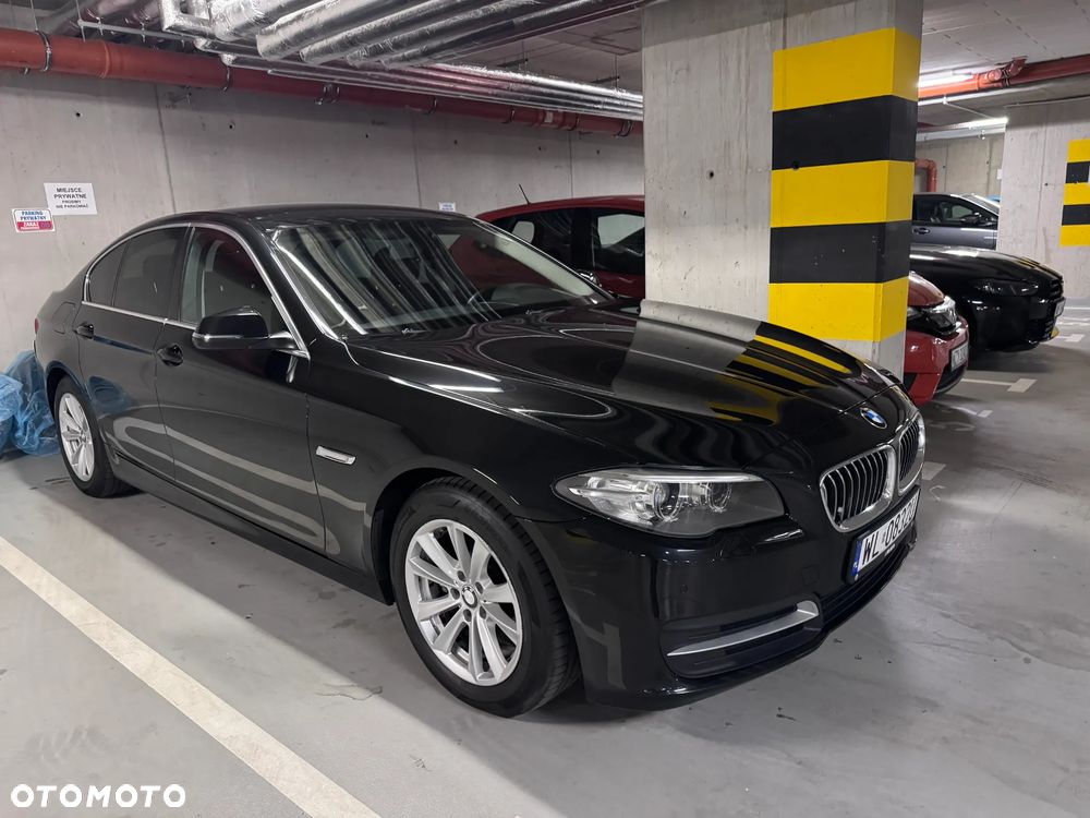 BMW Seria 5 520i - 8