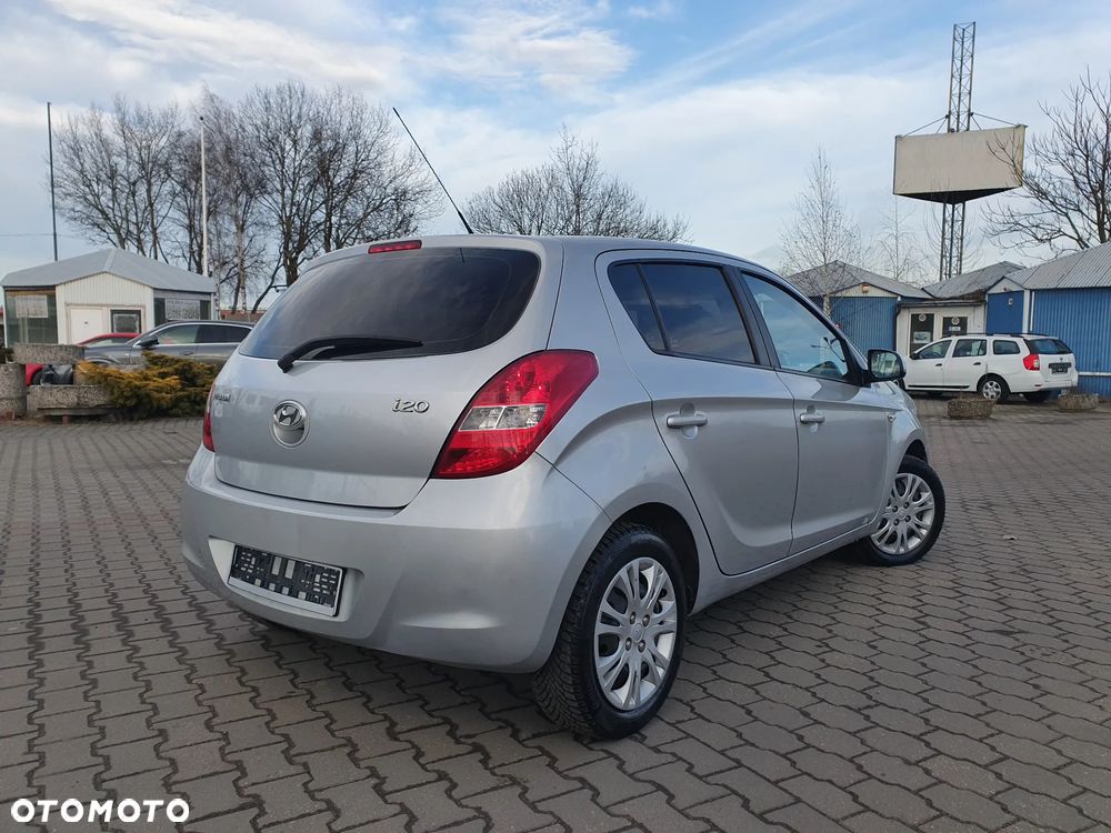 Hyundai i20 1.2 Edition Plus - 14