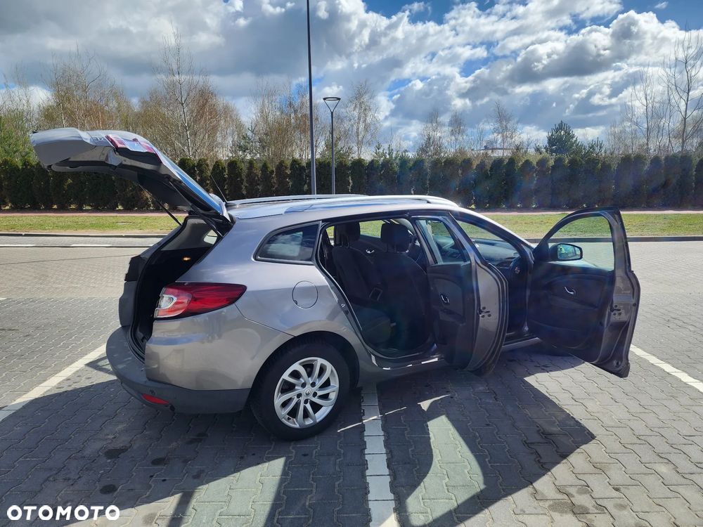 Renault Megane 1.5 dCi Limited EDC - 14