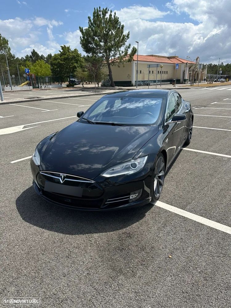 Tesla Model S 85D AWD - 4