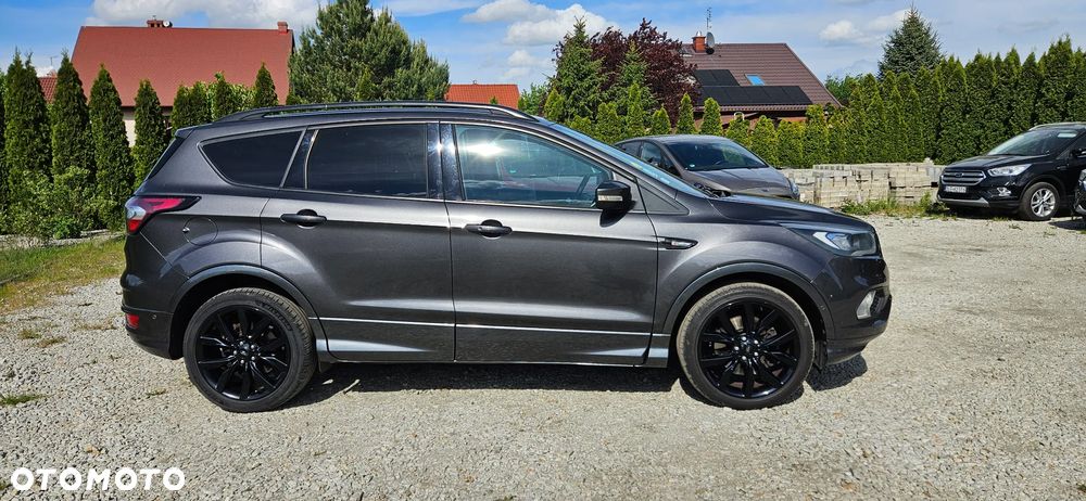 Ford Kuga 2.0 TDCi 2x4 ST-Line - 4