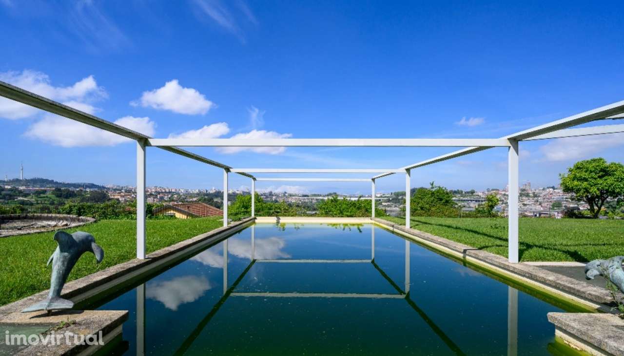Palacete com vistas sobre o Rio Douro com projeto aprovado em Valbom - Grande imagem: 2/25