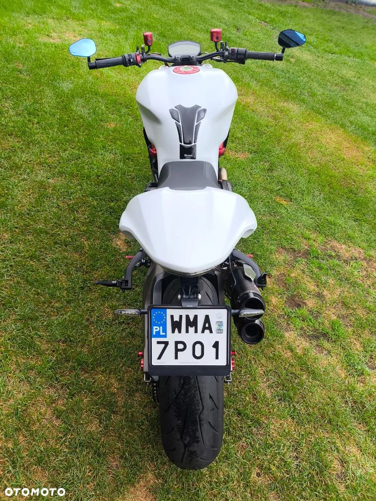 Ducati Monster - 12