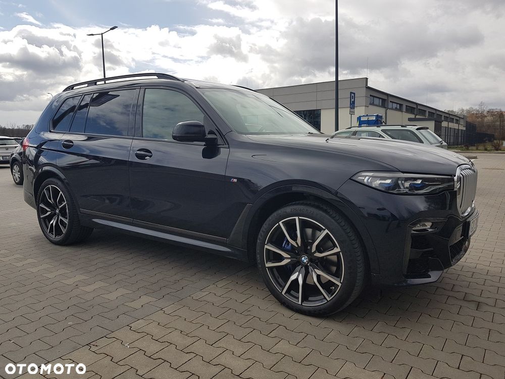 BMW X7 - 7