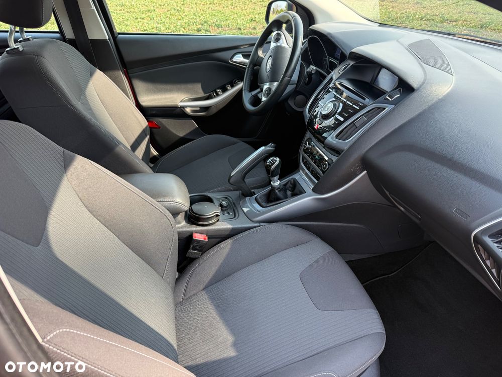 Ford Focus 1.6 EcoBoost Start-Stopp-System Titanium - 16