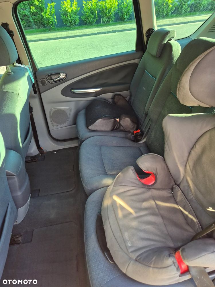 Ford S-Max 2.0 Titanium - 13