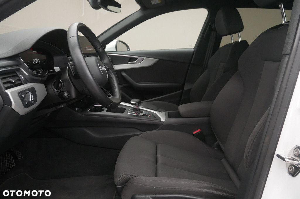 Audi A4 - 12