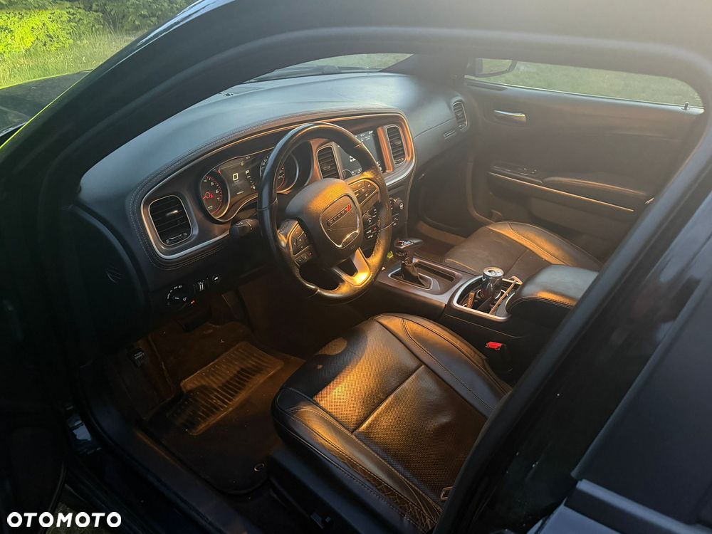 Dodge Charger - 9